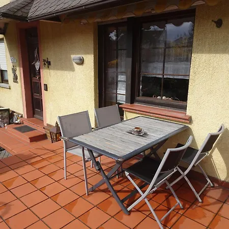Landhausstil Trifft Moderne Muhlheim am Main Exterior foto